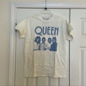 Urban Outfitters Queen Graphic Tee